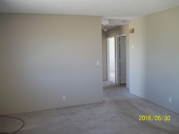 3rd image of 11350 Shahaptian Ave