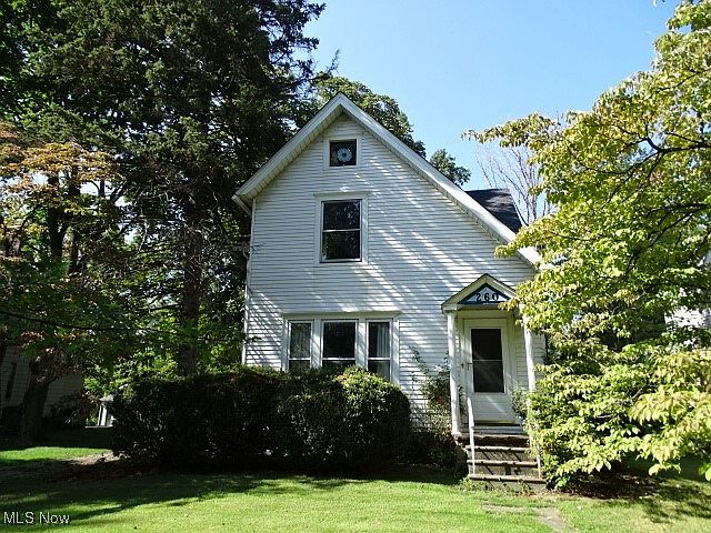 1st image of 260 Columbus St