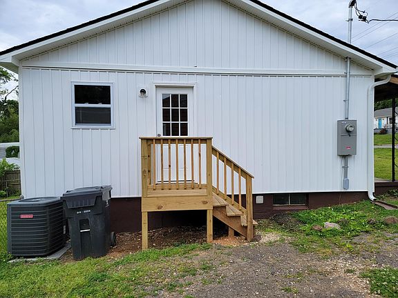 2nd image of 1314 E Moody Ave