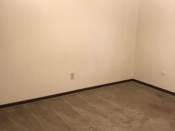 2nd image of 960 Silver Meadows Blvd