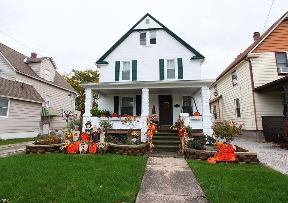 1st image of 123 W 27th St