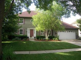 1005 Thurman Ave, Naperville, IL 60565