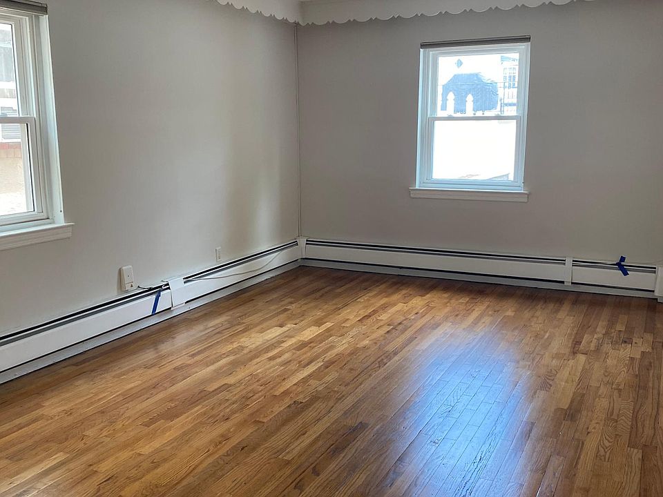 1st image of 3216 Lafayette Ave #1C
