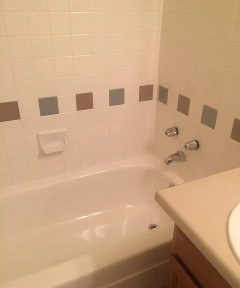 Iris Ave — Photo 8