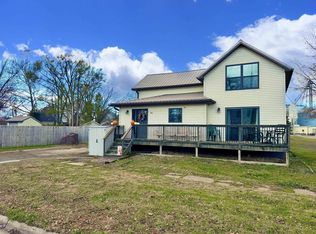 200 Stickney St, Dunkerton, IA
