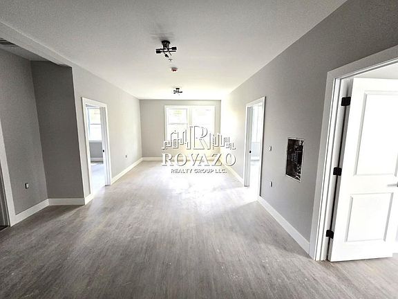 5th image of 11-15 Silkman Pl #2A