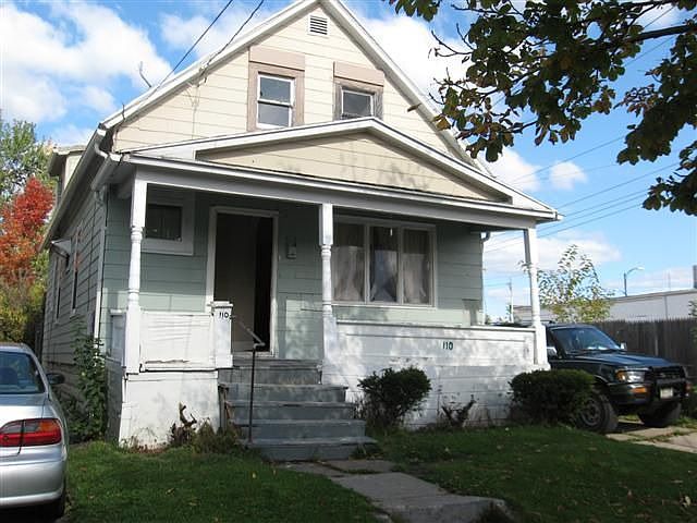 1st image of 110 Alma Ave