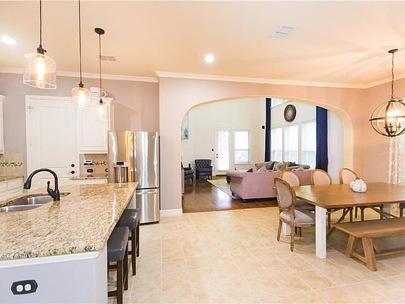 5th image of 3907 Jasmine Fox Ln