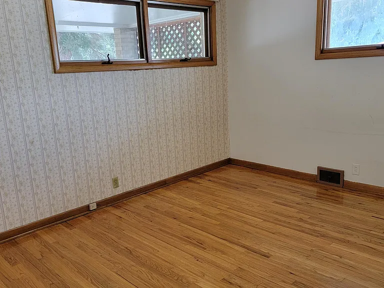 840 Faith Ct — Photo 12
