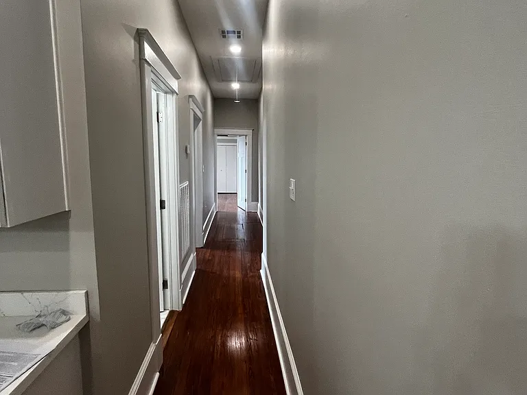 2033 Robert St #2035 — Photo 5