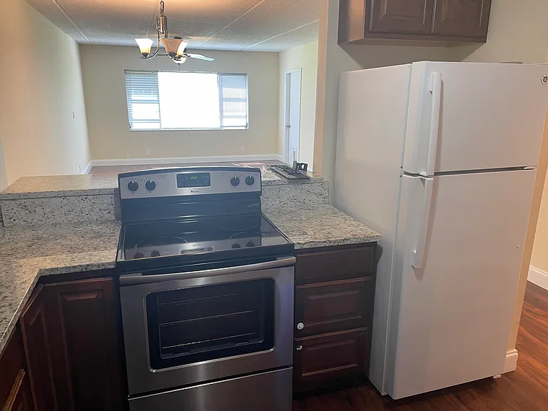 4500 N Flagler Dr #A1 — Photo 8