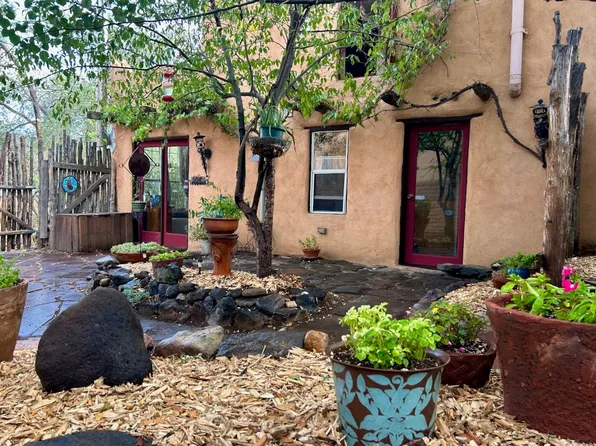 117 Morada Lane, Taos, NM 87571