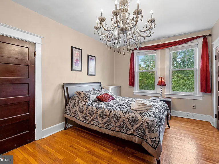 1501 Crittenden St NW — Photo 27