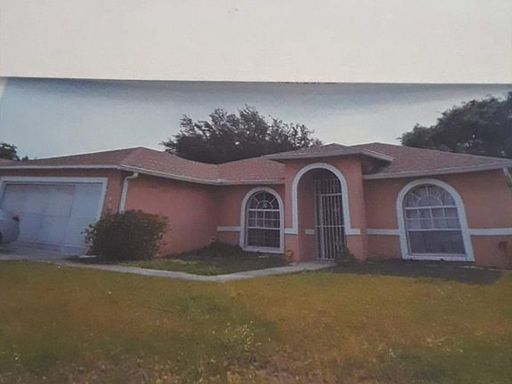 3rd image of 594 Koala Dr