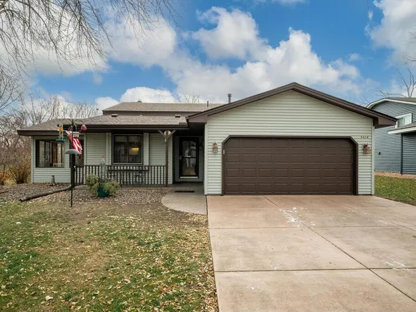 8424 Sheridan Ave N, Brooklyn Park, MN 55444
