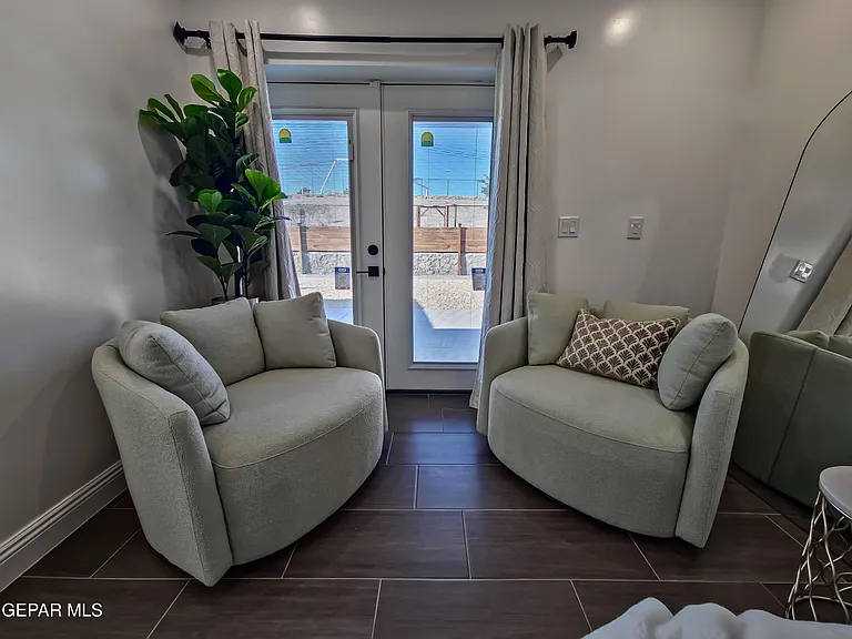 7321 Cuba Dr — Photo 29