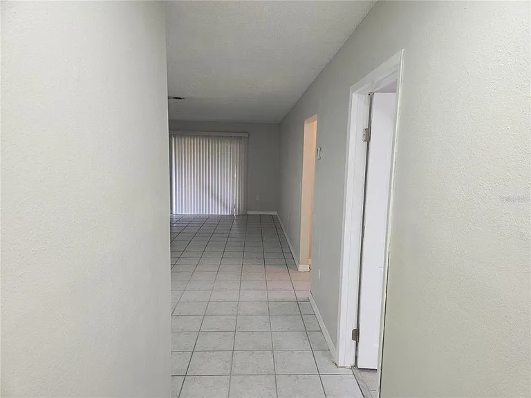 9831 Grace Dr — Photo 3