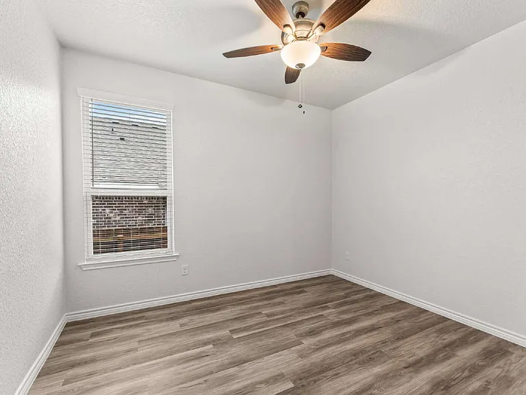 1110 Zora Dr #B — Photo 10