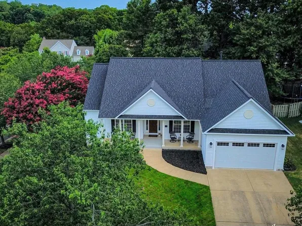 1015 Cadmus Dr, Fredericksburg, VA 22401