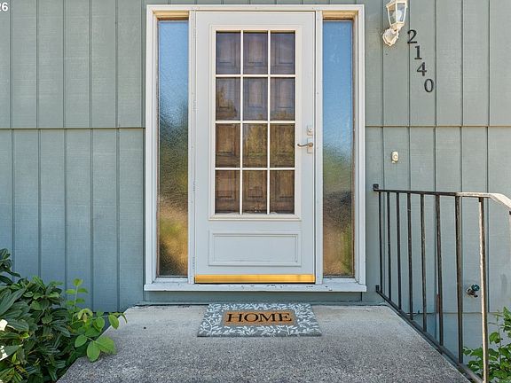 2nd image of 2140 19th St
