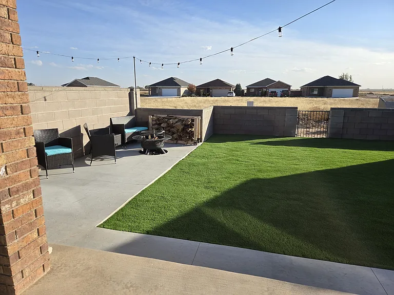 1835 Dillon Wood Dr — Photo 4
