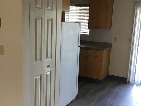 3rd image of 203 SE 162nd Ave APT 20