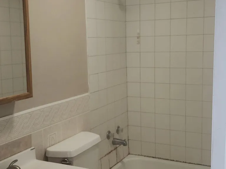 346 Brown St — Photo 2