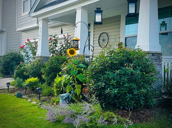 1715 Rutledge Hills Dr, York, SC 29745