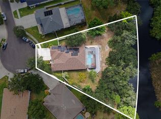 9020 N River Rd, Tampa, FL 33635