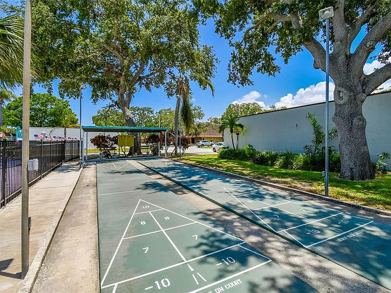 9032 Mission Oaks Blvd #F — Photo 47