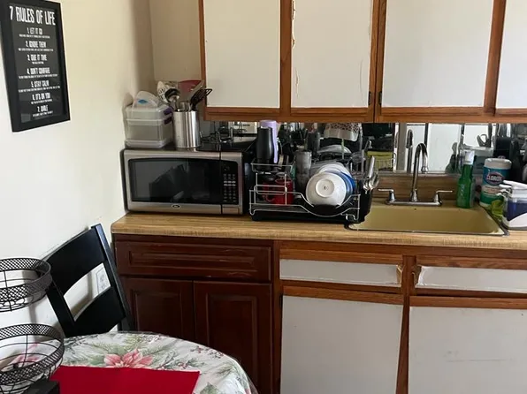 664 Osborn Street image 11 of 52