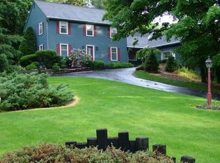 2 Pleasant Grove Ln, Ithaca, NY 14850