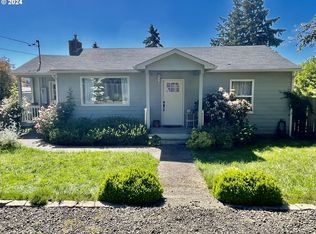 430 W Cochrane Ct, Roseburg, OR 97471