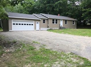102 Summer St, Oakland, ME 04963