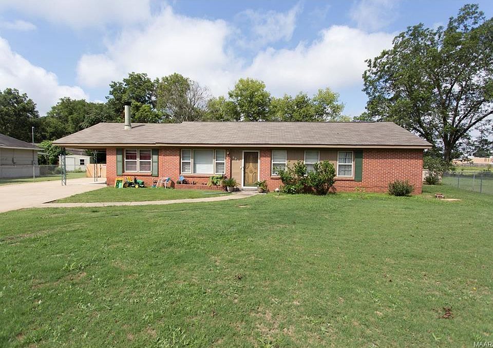 1st image of 993 Parkwood Dr