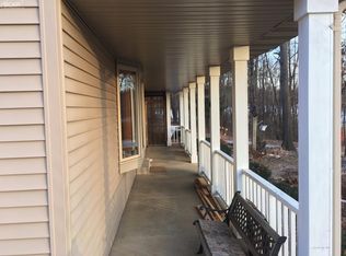 827 E Wagner Rd, Buchanan, MI 49107