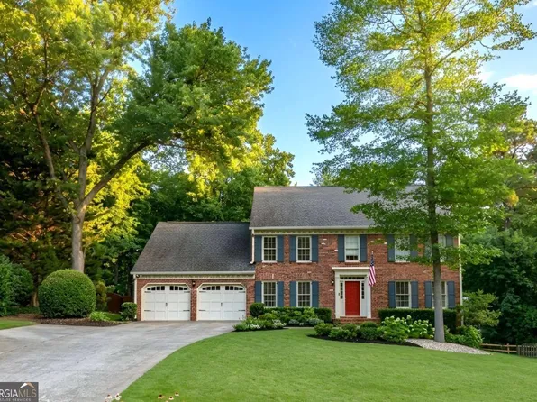 4895 Hampton Lake Dr, Marietta, GA 30068