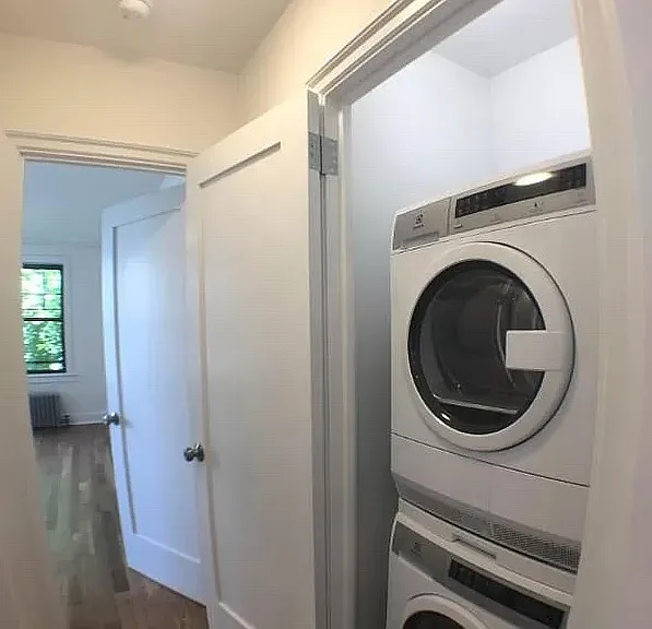 825 W 187th St #4B — Photo 4