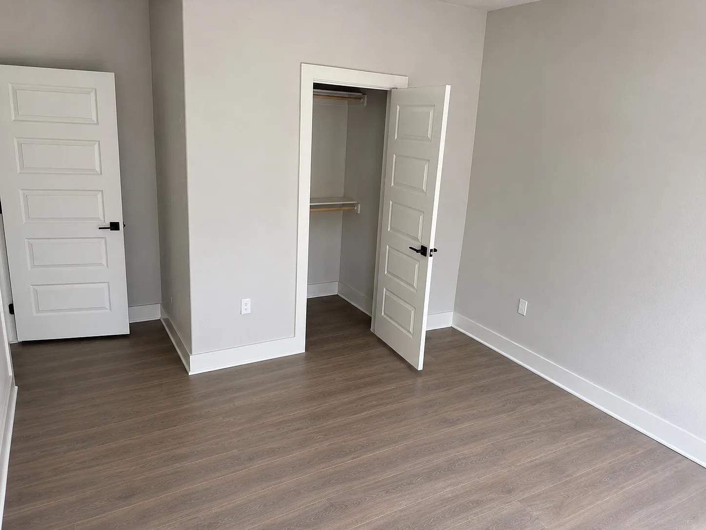 4 bed, 3.5 bath, 2036 sqft, $3,000 — Photo 3