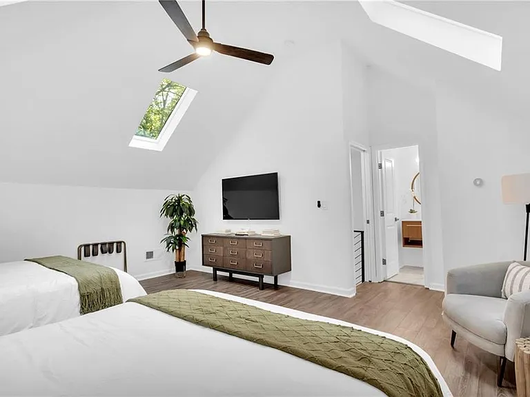3882 The Ascent NE — Photo 39