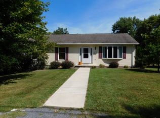 425 W Birch Ln, Romney, WV 26757