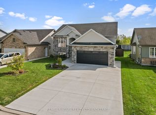 3597 Carver St, Fort Erie, ON L0S 1S0