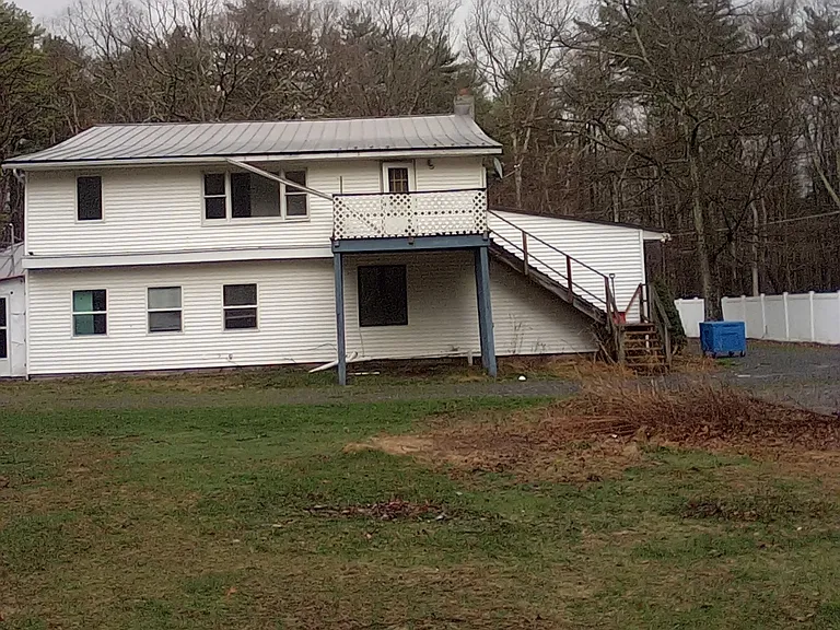 32 Valk Rd #3 — Photo 11