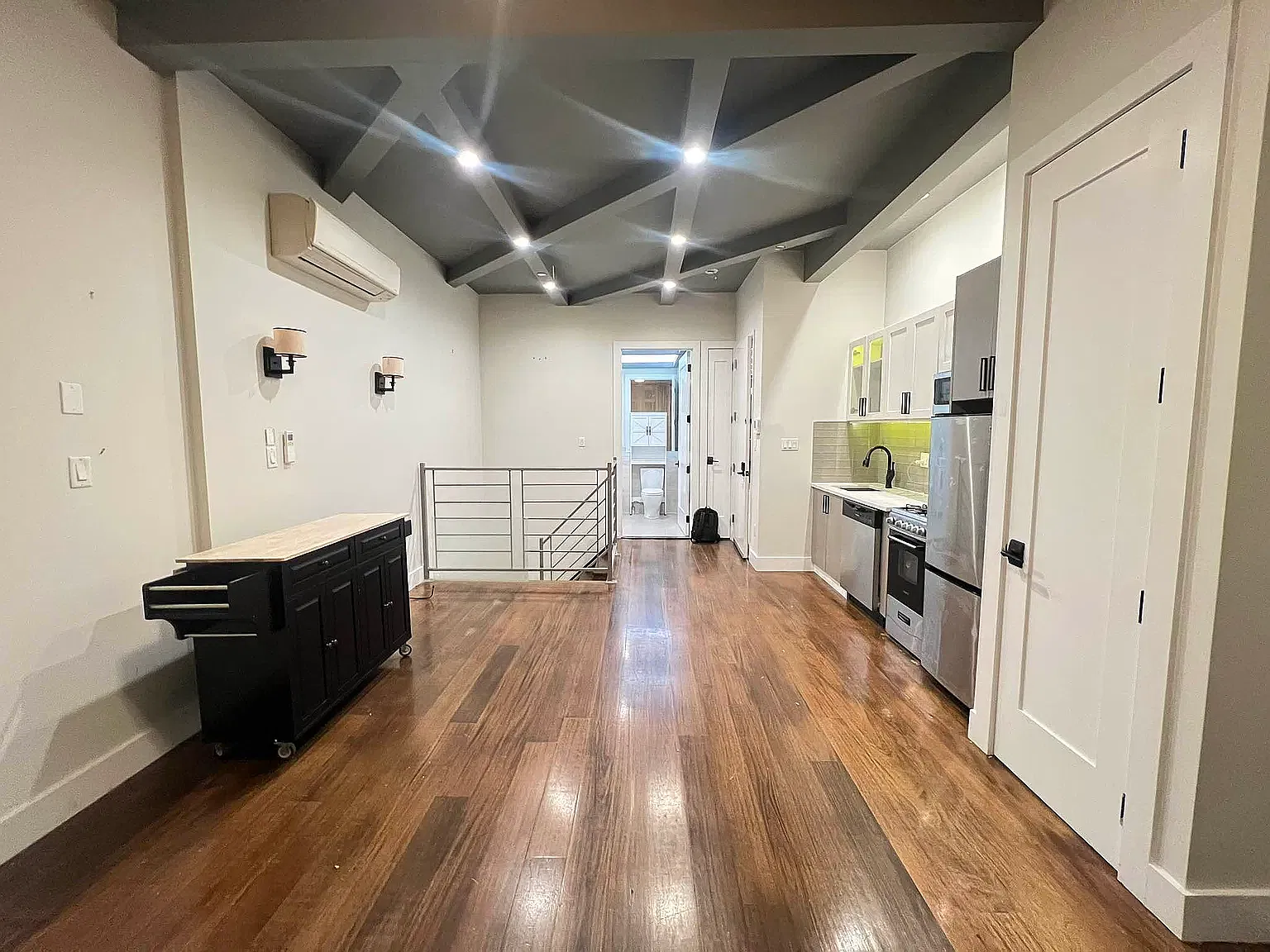 537 Park Place — Photo 1