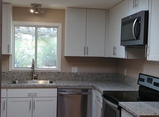 881 W Rio Altar, Green Valley, AZ 85614