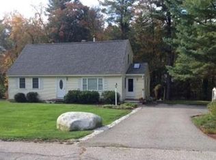 3 Greenock Ln, Nashua, NH 03062