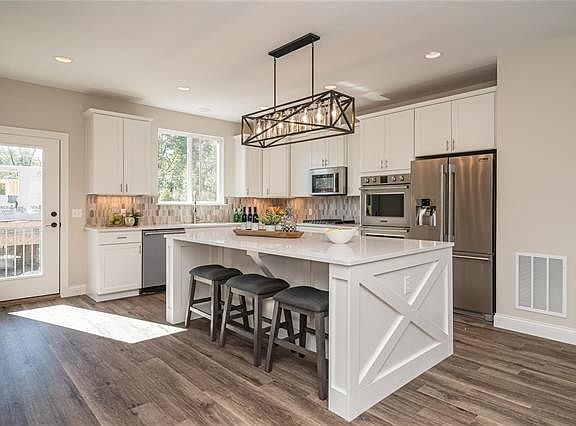 5th image of 11263 Talamore Cir #11