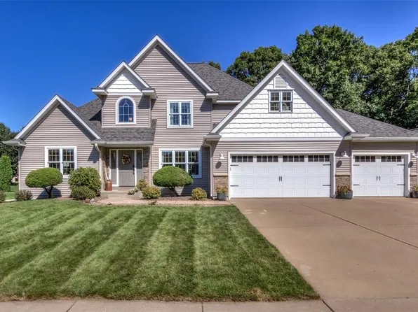 3208 Tiburon Drive, Eau Claire, WI 54701