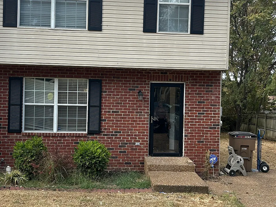 708 Holder Dr