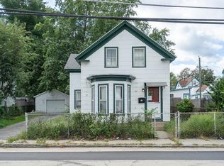 119 Pine St, Nashua, NH 03060